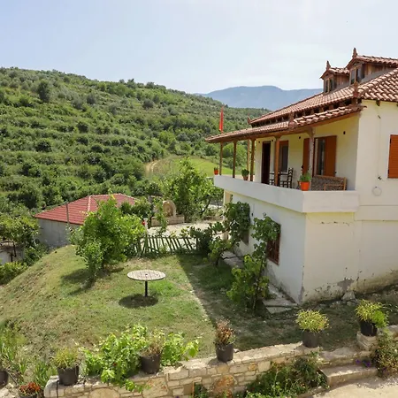 Romario Villa Berat
